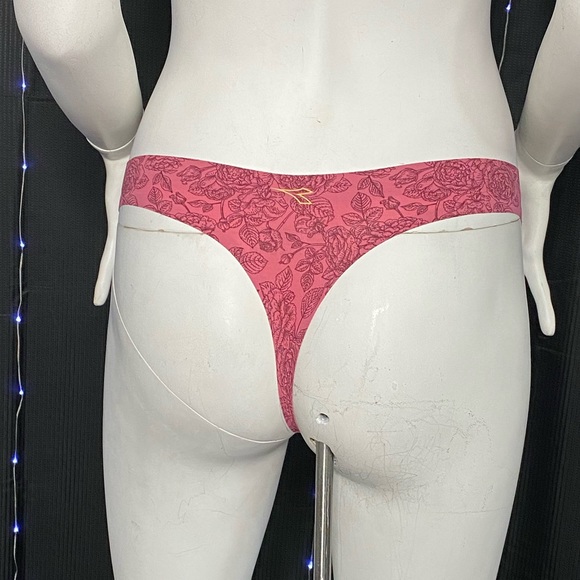 Thong Panties Bundle - Picture 7 of 9